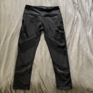 Reflex 90 Degree Mesh Cropped Leggings